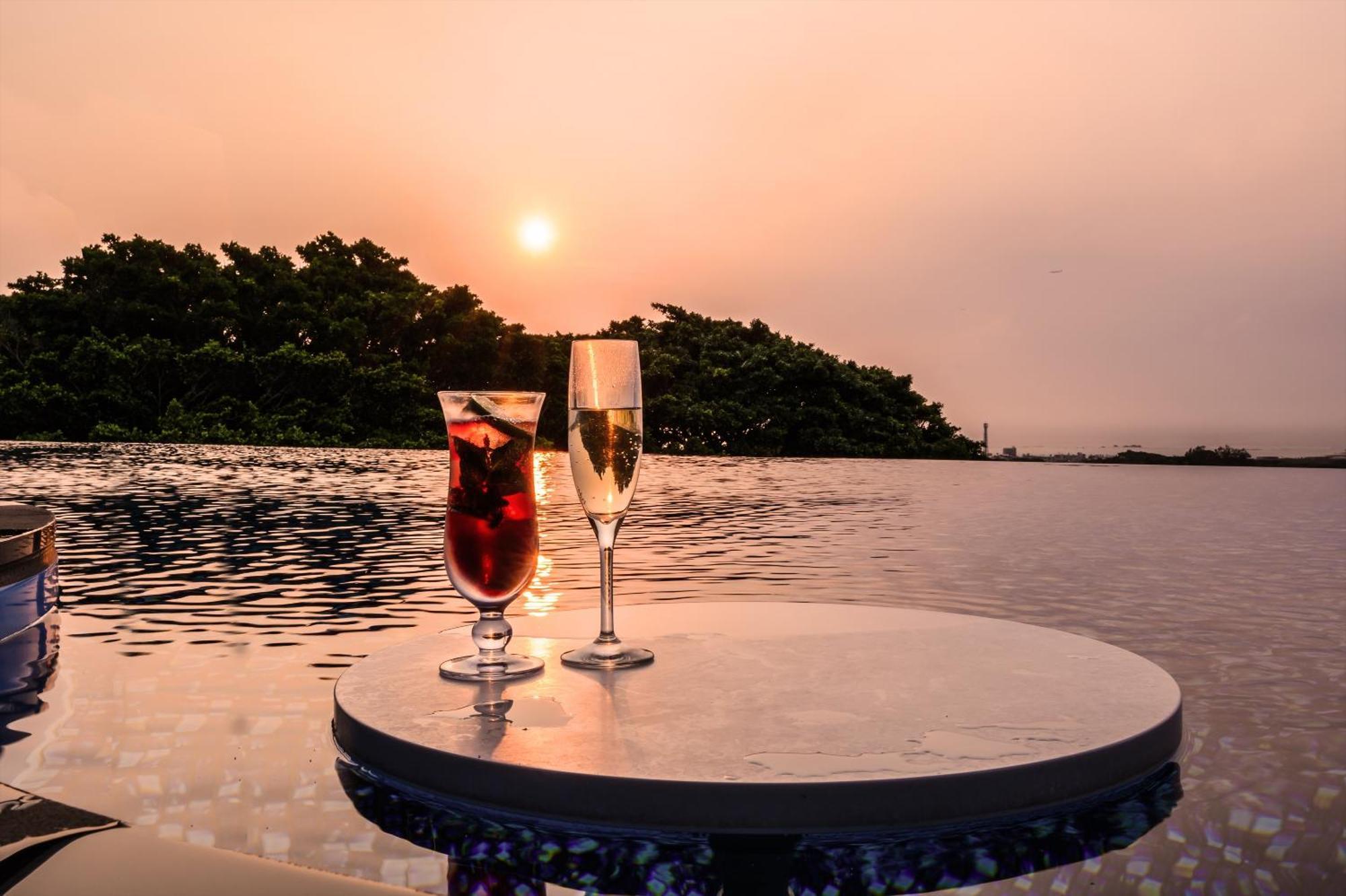 Glamday Style Okinawa Yomitan Hotel & Resort Eksteriør billede